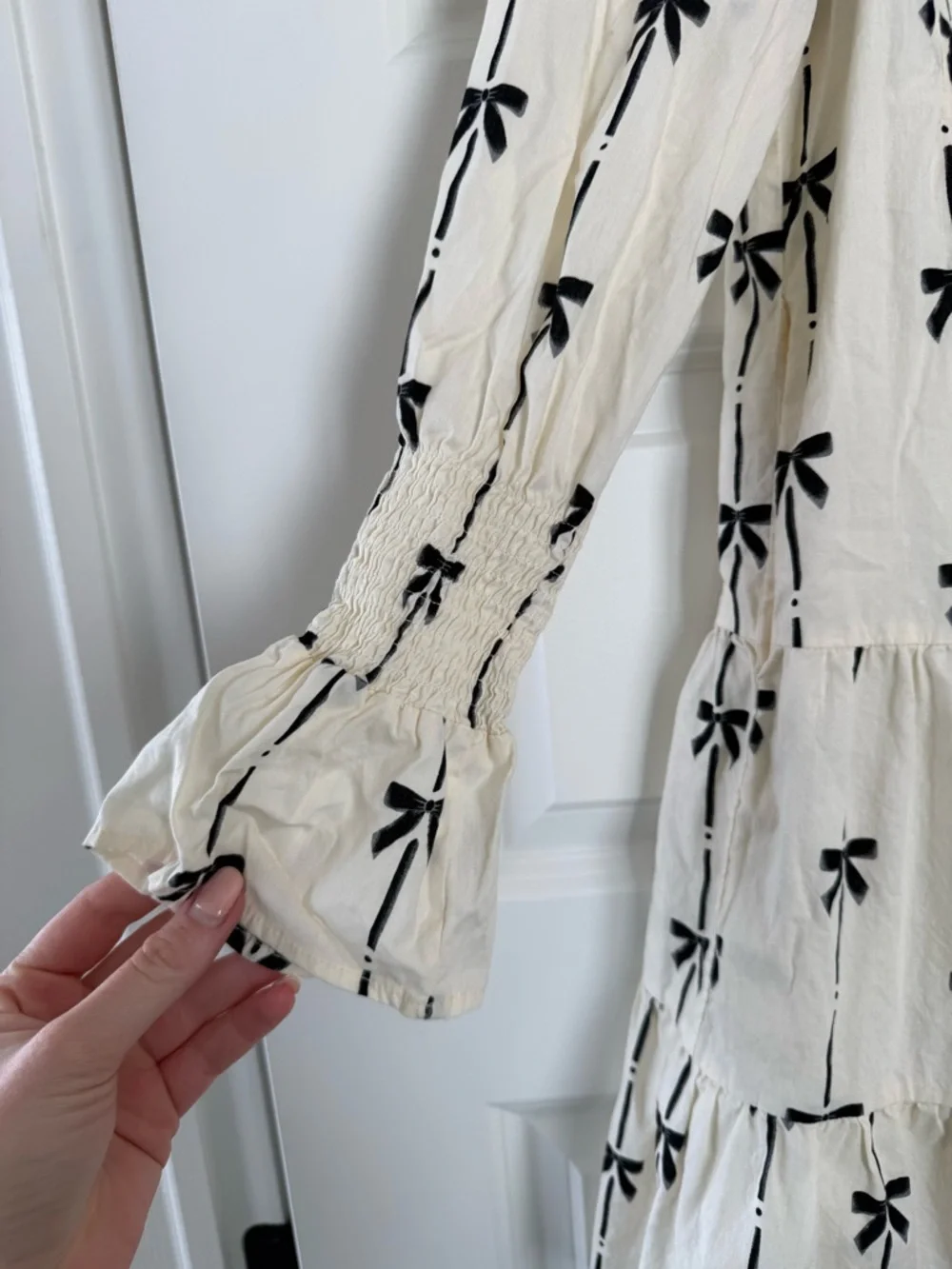 Bow Print Ruffle Dress - Picture 2 of 5